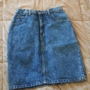 GUESS JEANS- Vintage High Waisted Skirt